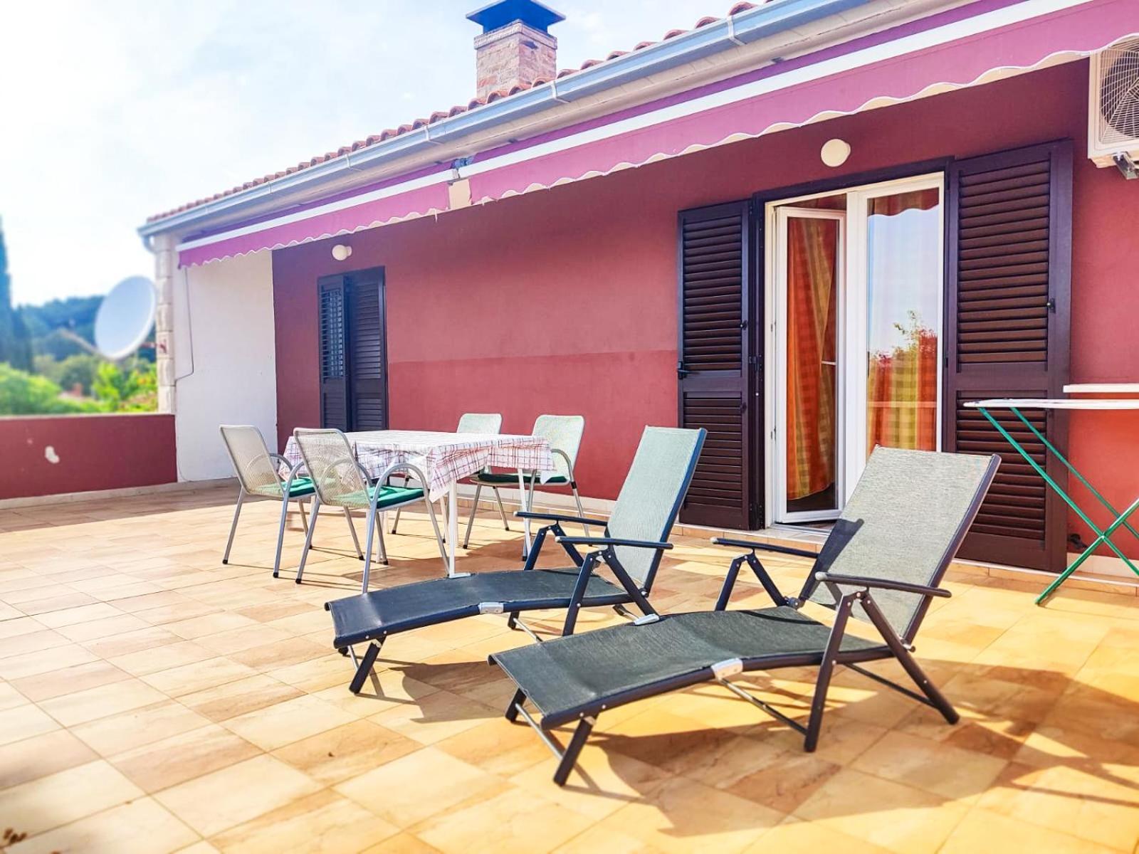 Apartman Damir Sumartin Exteriér fotografie